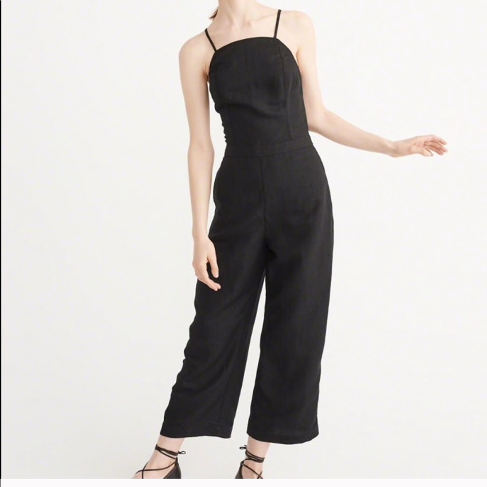 A&F Black Culottes Jumpsuit Size 4
